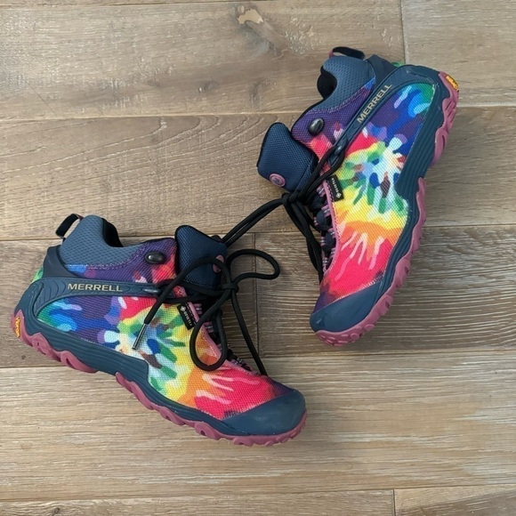 Merrell Chameleon Women's Printed Mid Gore-Tex Trekking Shoes - Picture 1 of 6